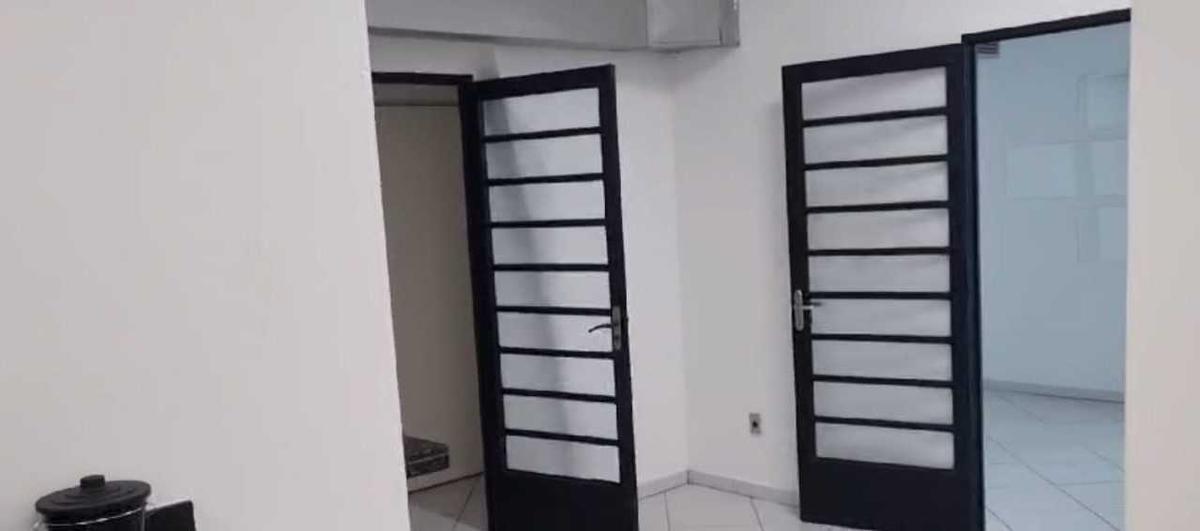 Andar, Savassi, 0 Quarto, 0 Vaga