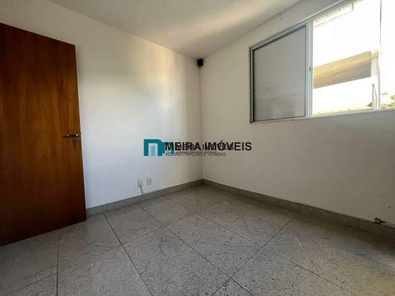 Apartamento, Sagrada Família, 3 Quartos, 2 Vagas, 1 Suíte