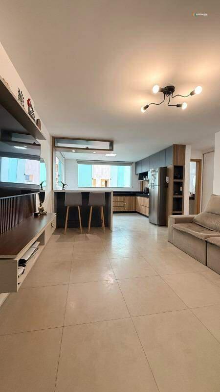 Cobertura, Novo Centro, 2 Quartos, 2 Vagas, 1 Suíte