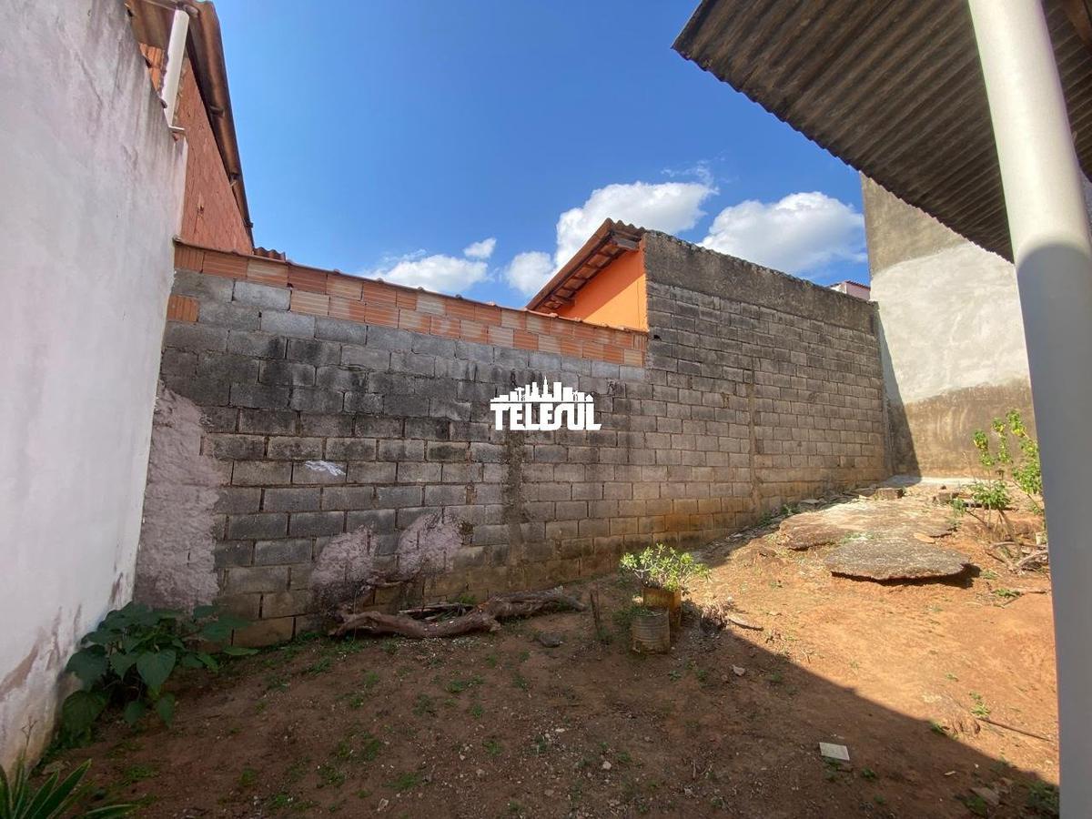 Casa, São Sebastião, 2 Quartos, 0 Vaga