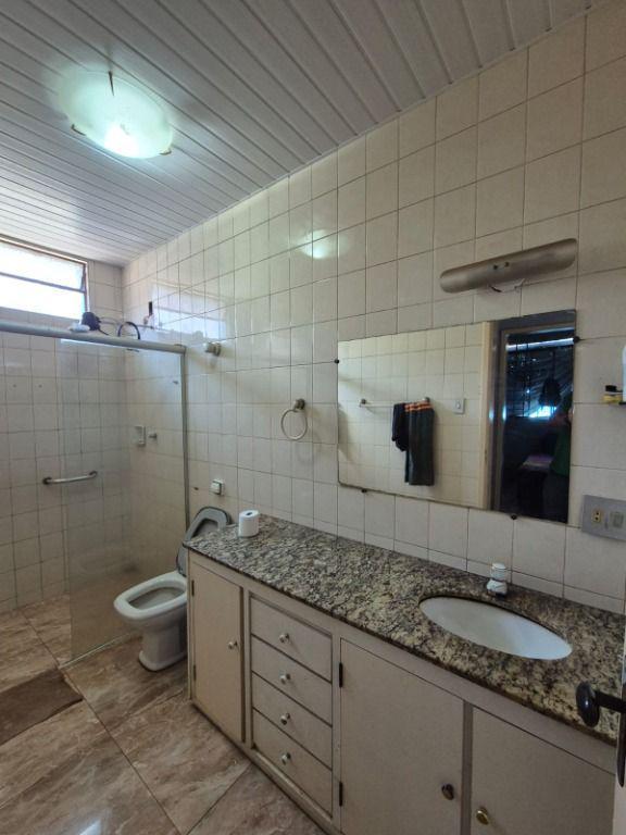 Casa, Centro, 2 Quartos, 0 Vaga