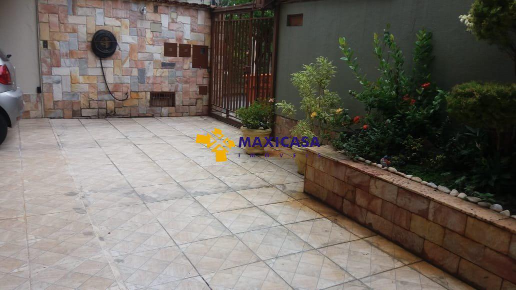 Casa, Caiçaras, 4 Quartos, 3 Vagas, 1 Suíte