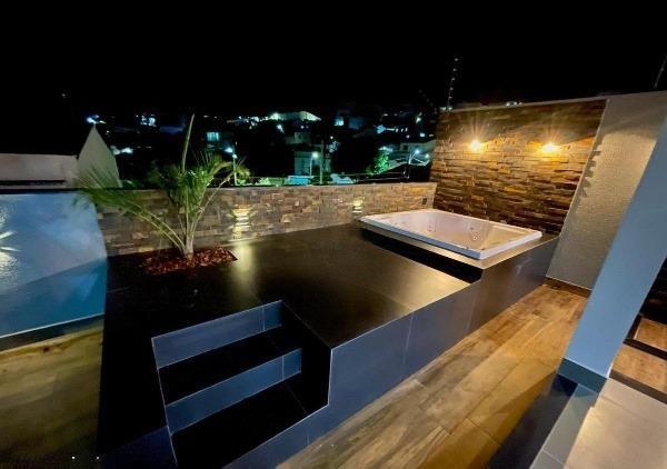 Casa, Campos Elíseos, 4 Quartos, 5 Vagas, 2 Suítes