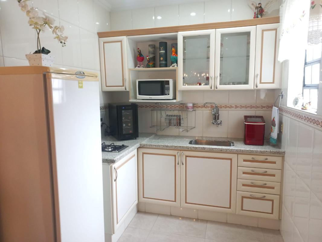 Casa, Itapoã, 3 Quartos, 2 Vagas, 1 Suíte