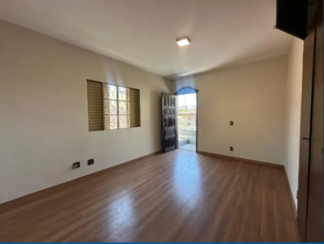 Casa, Padre Eustáquio, 5 Quartos, 2 Vagas, 1 Suíte