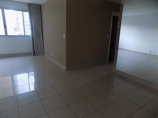 Apartamento, Funcionários, 2 Quartos, 2 Vagas, 1 Suíte