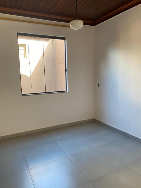 Casa, Centro, 4 Quartos, 2 Vagas