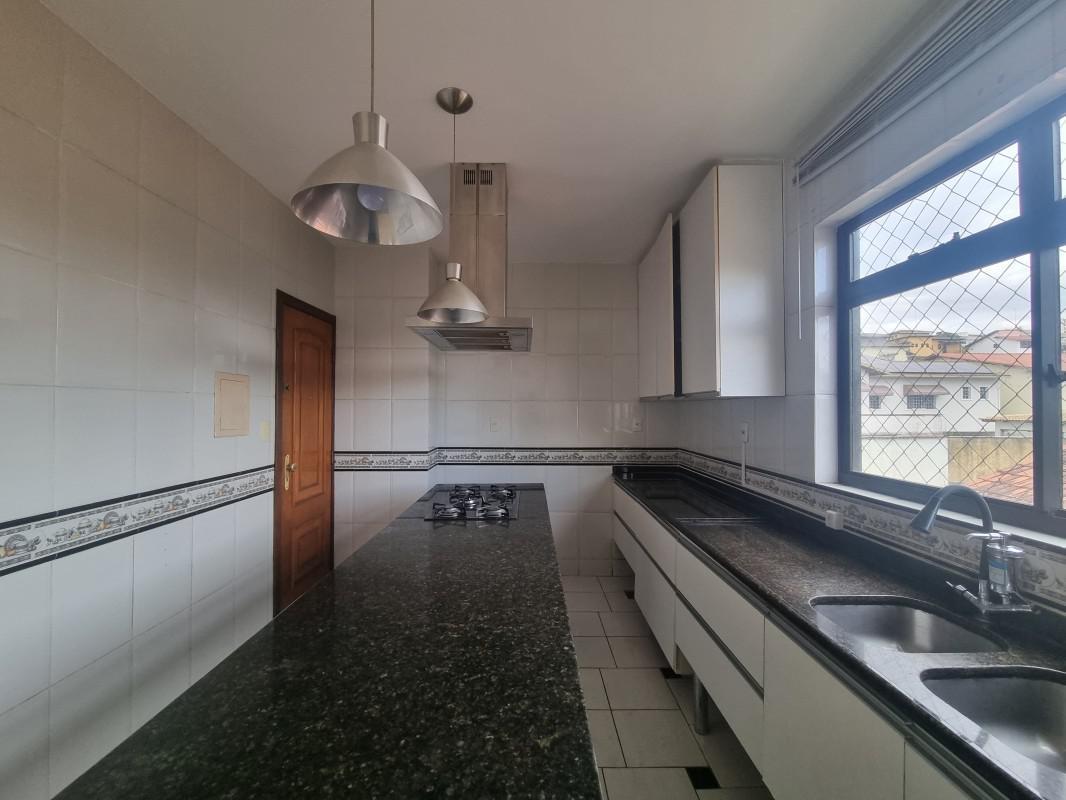 Cobertura, Jardim Riacho das Pedras, 4 Quartos, 2 Vagas, 1 Suíte