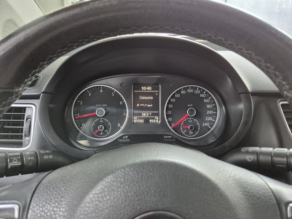 Volkswagen Crossfox 1.6 MI Total Flex 8v 5p