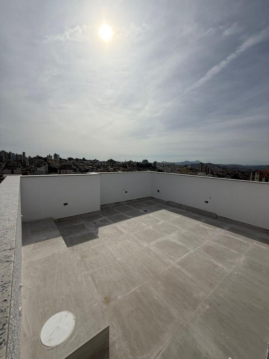 Cobertura, Sagrada Família, 3 Quartos, 2 Vagas, 2 Suítes