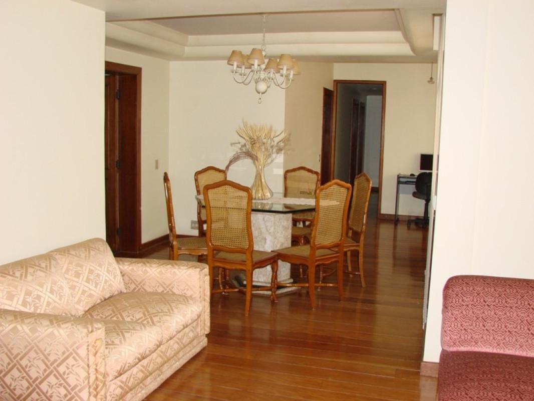 Apartamento, Cruzeiro, 4 Quartos, 2 Vagas, 1 Suíte