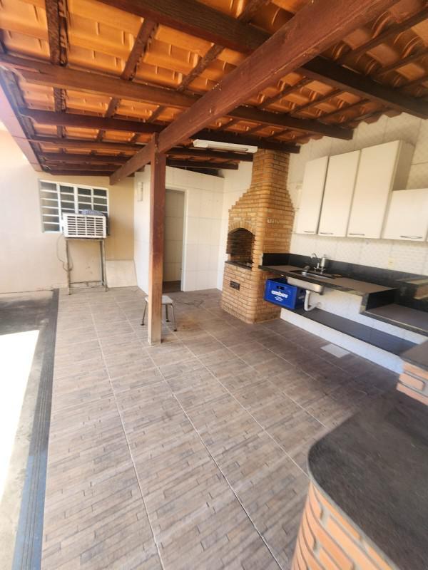 Casa, Novo Progresso, 6 Quartos, 6 Vagas, 1 Suíte