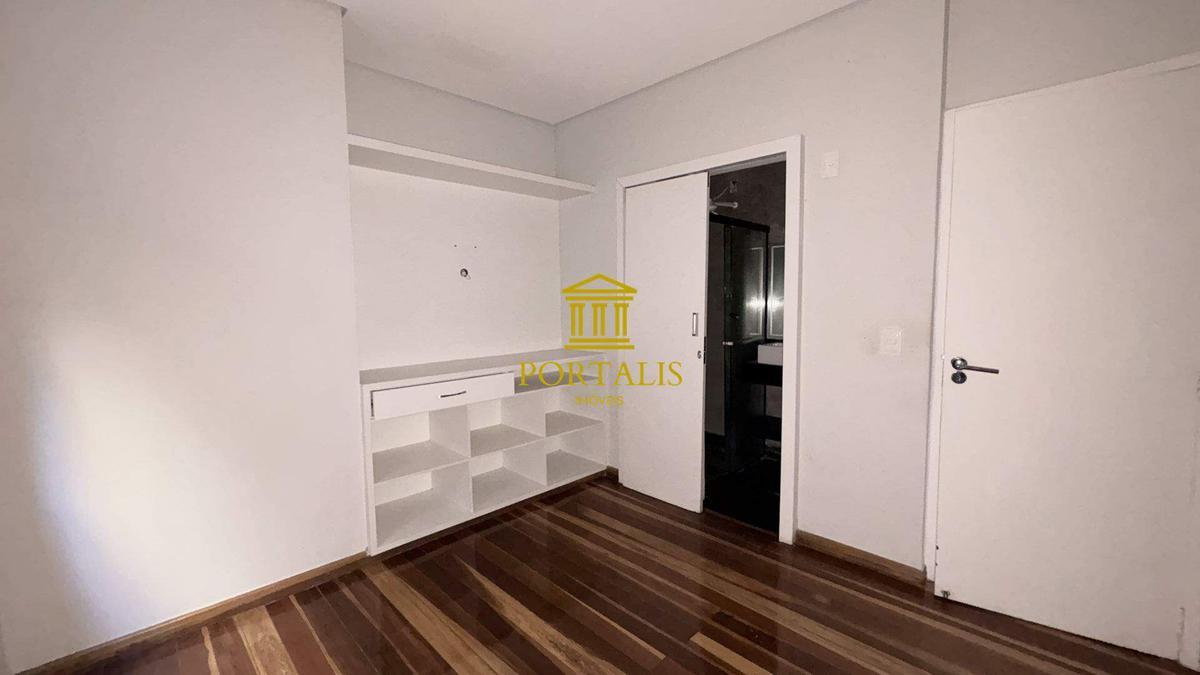 Apartamento, Luxemburgo, 4 Quartos, 1 Vaga, 1 Suíte