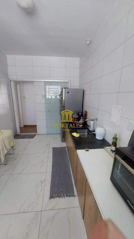 Casa, Floresta, 6 Quartos, 1 Vaga