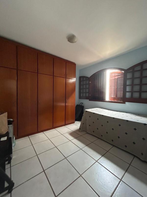 Casa, Castelo, 6 Quartos, 4 Vagas, 3 Suítes