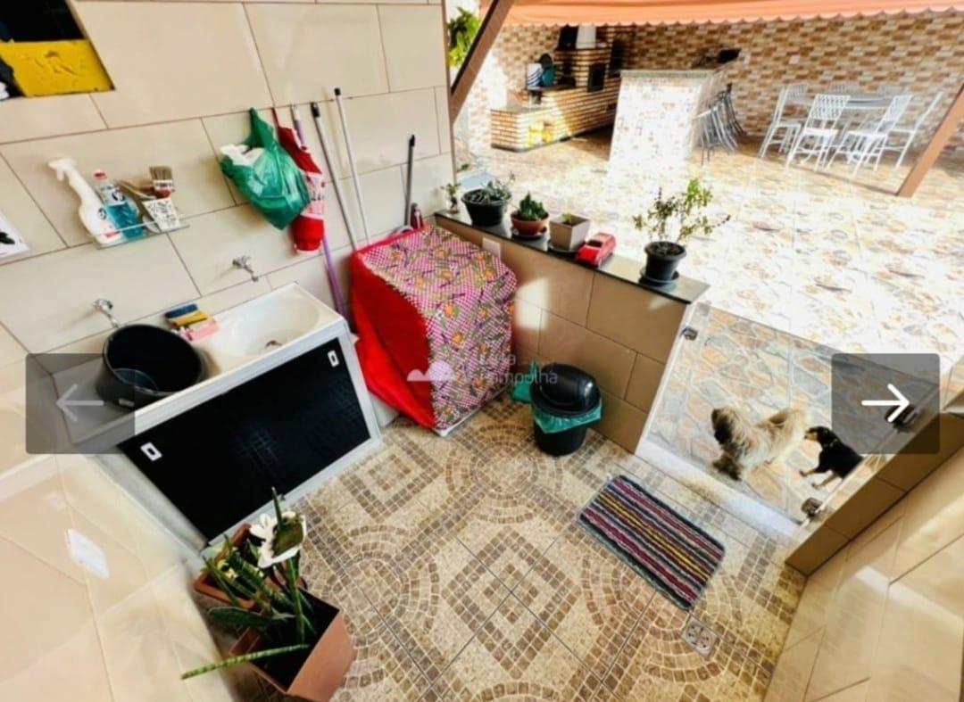 Casa, Letícia, 3 Quartos, 6 Vagas, 1 Suíte