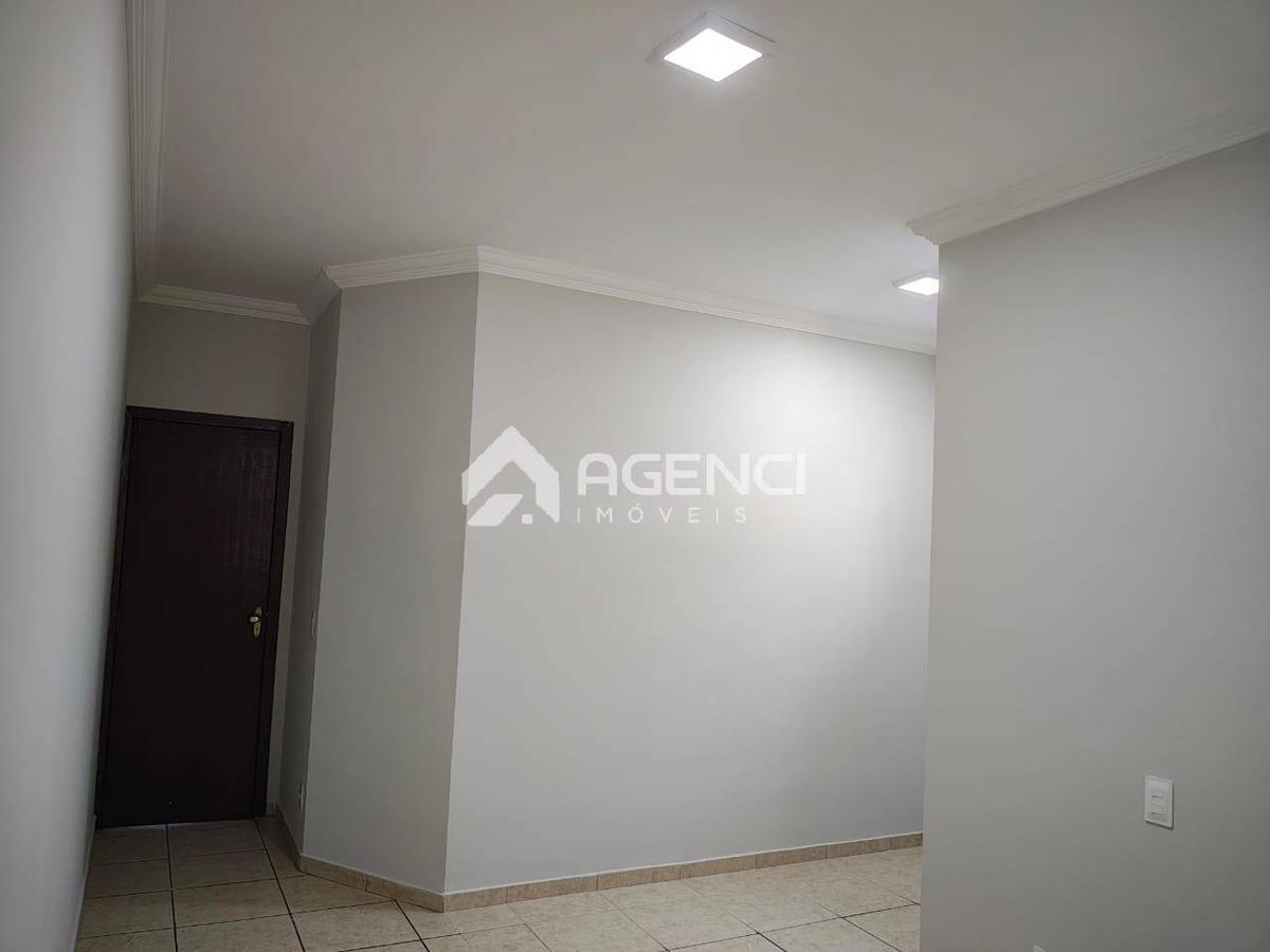Casa, Santa Mônica, 3 Quartos, 0 Vaga, 1 Suíte