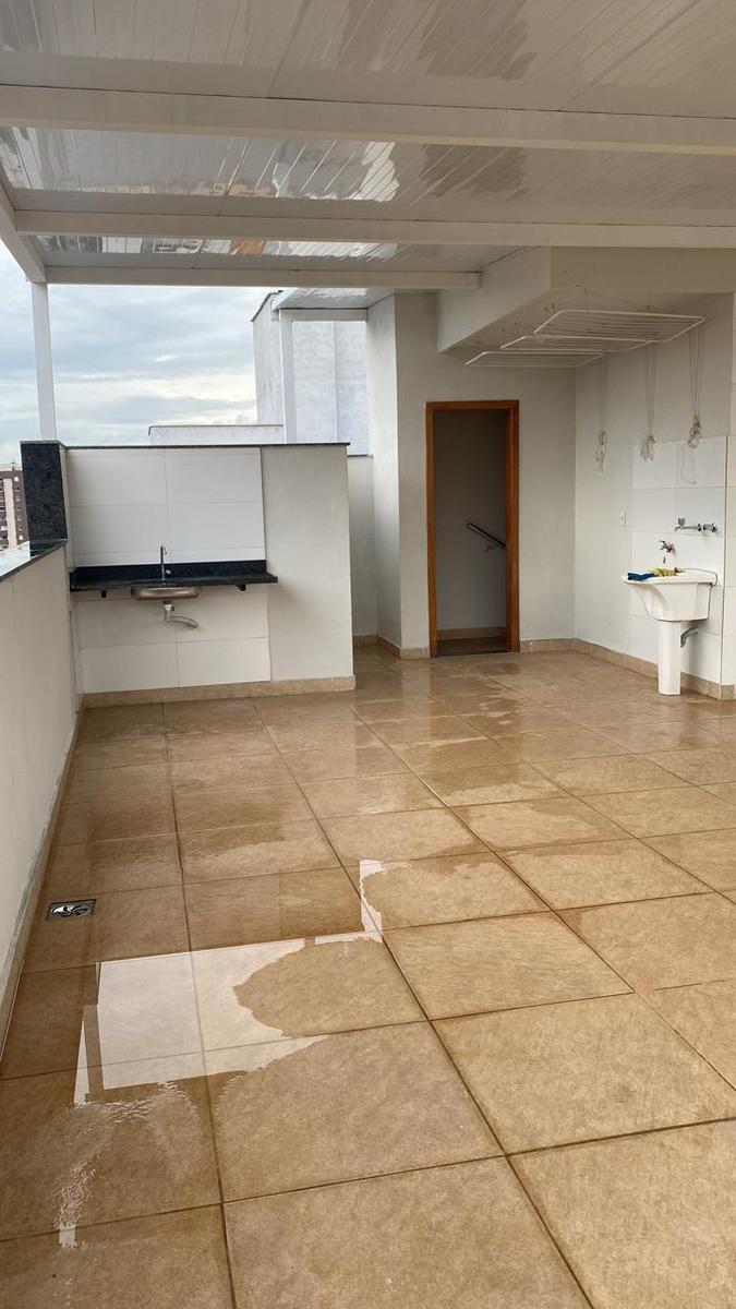 Cobertura, Palmeiras, 2 Quartos, 2 Vagas, 1 Suíte