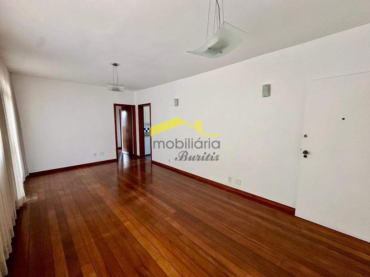 Cobertura, Buritis, 5 Quartos, 2 Vagas, 1 Suíte