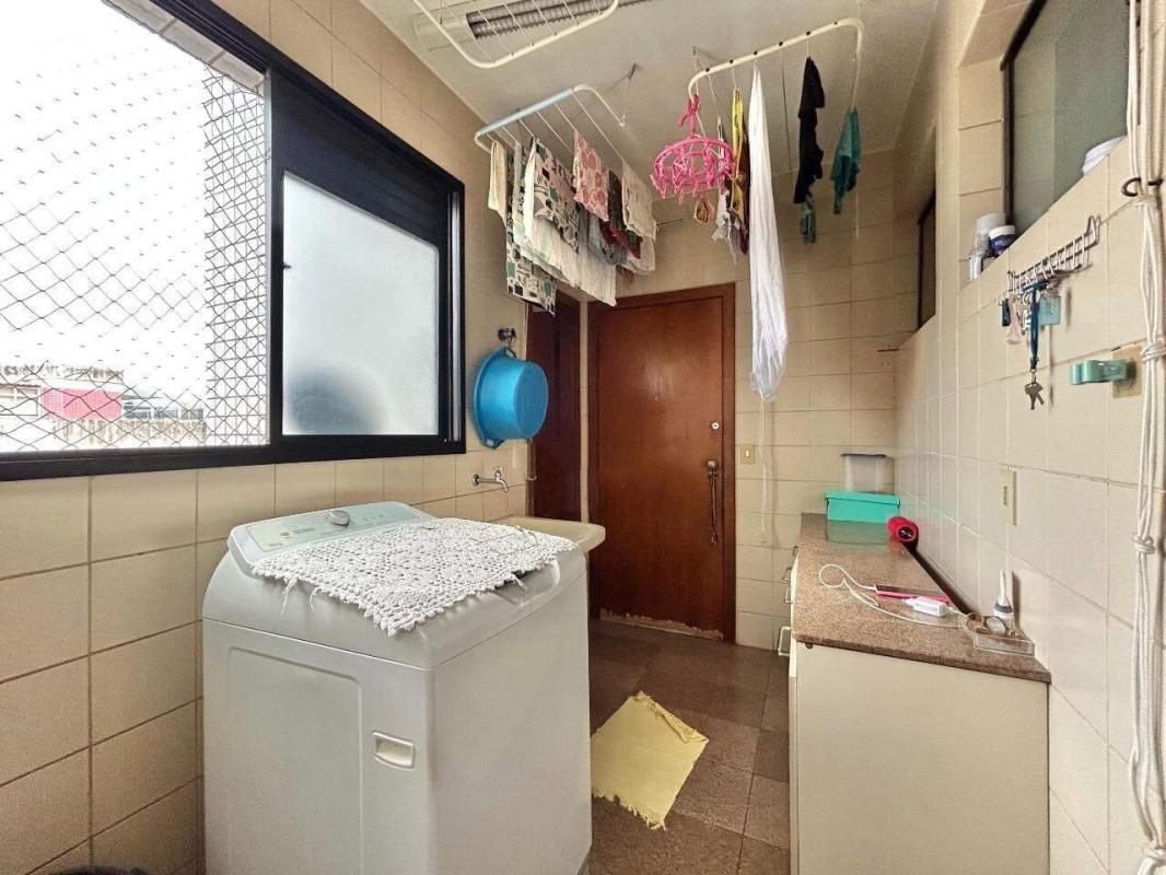 Apartamento, Funcionários, 4 Quartos, 2 Vagas, 1 Suíte