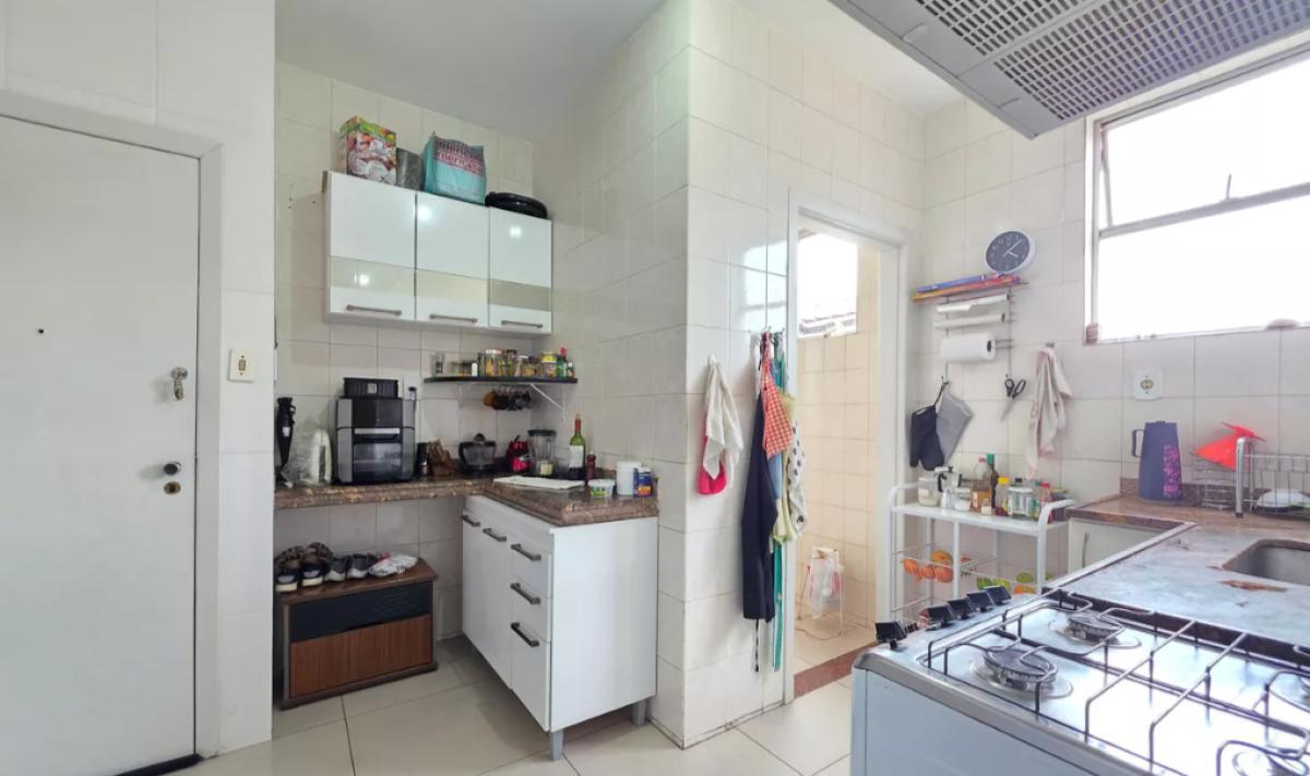 Apartamento, Sagrada Família, 3 Quartos, 2 Vagas, 1 Suíte