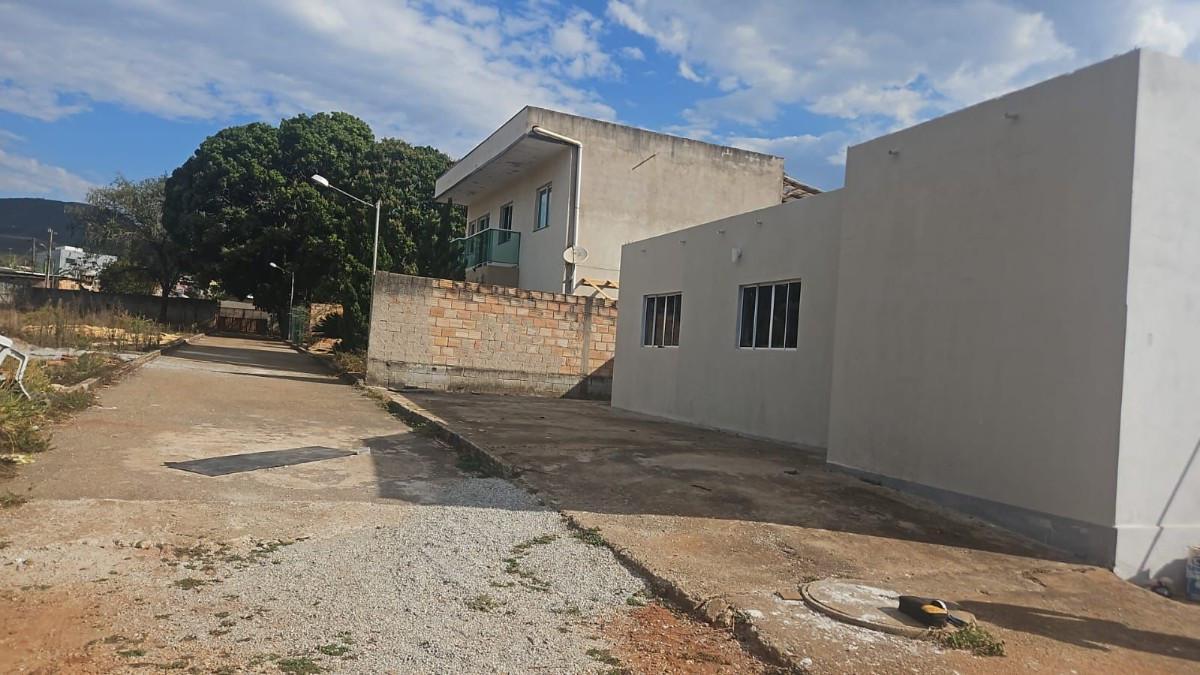 Casa, Tangará, 3 Quartos, 2 Vagas, 1 Suíte