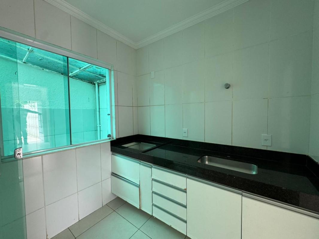 Casa, Primeiro de Maio, 2 Quartos, 1 Vaga