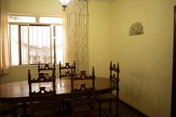 Casa, Itapoã, 4 Quartos, 5 Vagas, 1 Suíte