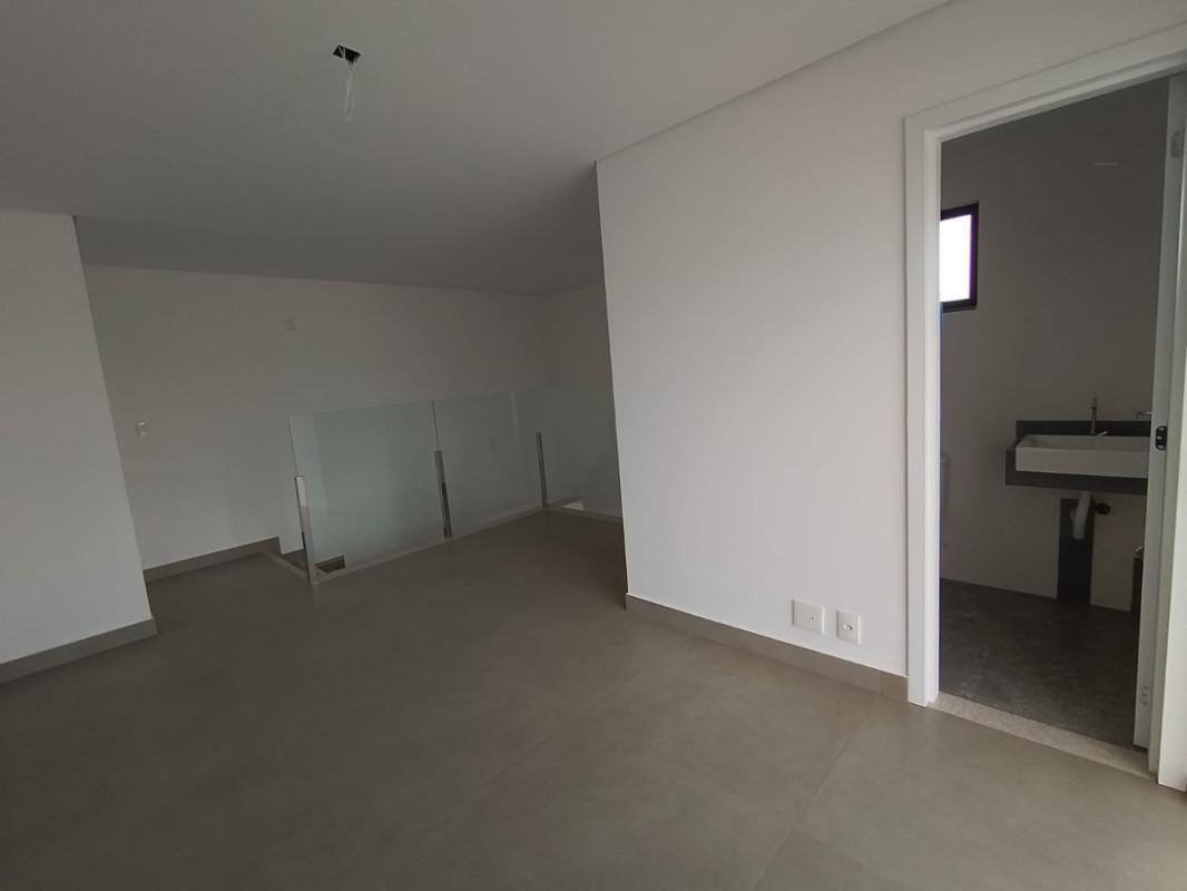 Cobertura, Prado, 2 Quartos, 2 Vagas, 1 Suíte