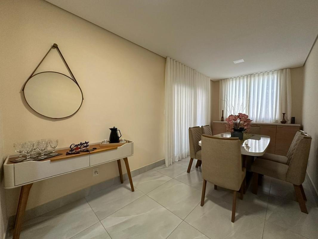 Casa, Barreiro, 2 Quartos, 2 Vagas, 1 Suíte