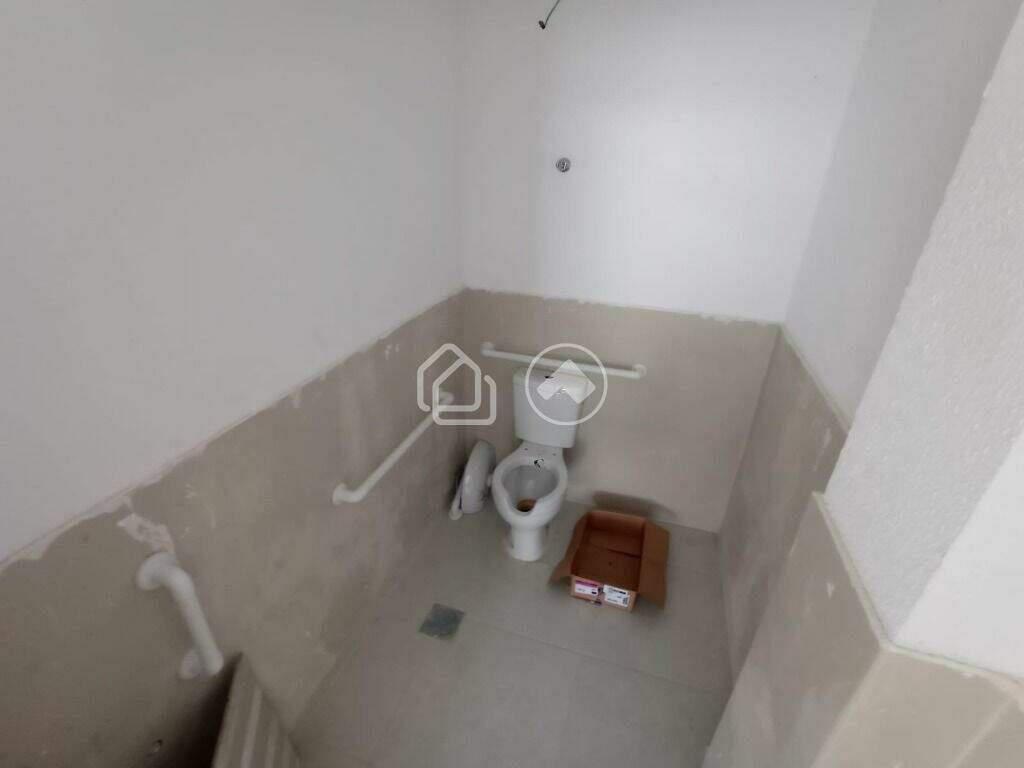 Loja, Estoril, 75 Vagas