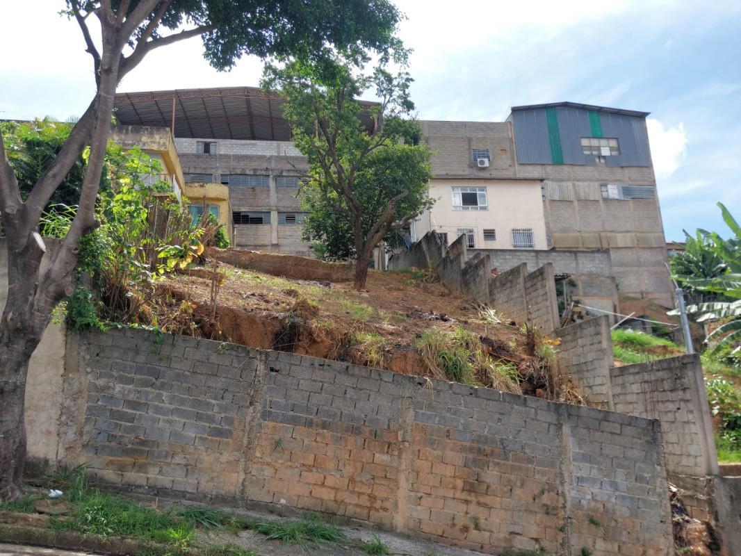 Lote, Nova Gameleira, 0 Quarto, 0 Vaga