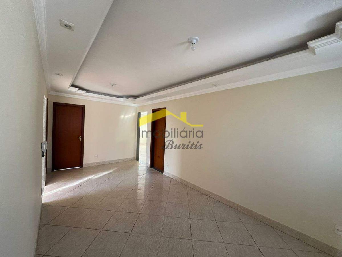 Casa, Cinquentenário, 3 Quartos, 2 Vagas, 1 Suíte