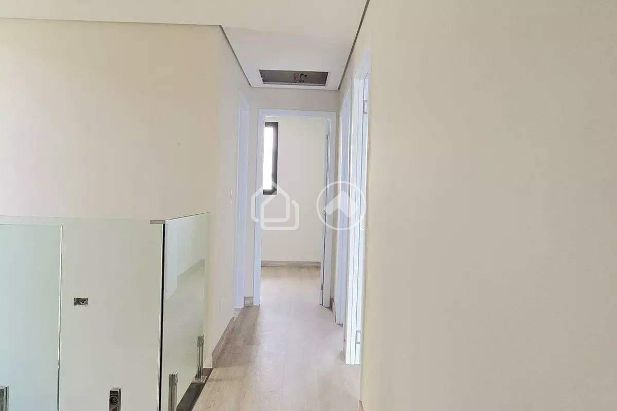 Casa em Condomínio, Ouro Preto, 4 Quartos, 2 Vagas, 1 Suíte