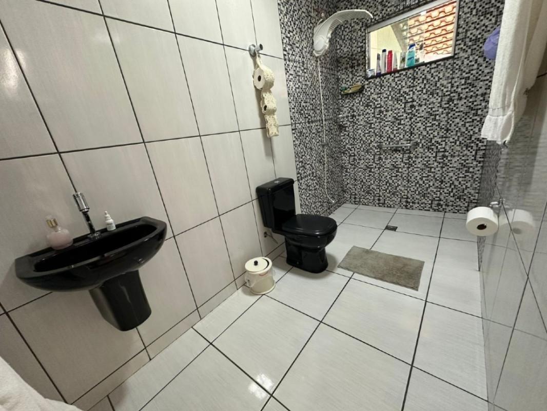Casa, Teixeira Dias (barreiro), 3 Quartos, 2 Vagas, 1 Suíte
