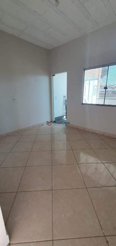 Casa, Nova Esperança, 3 Quartos, 7 Vagas, 1 Suíte
