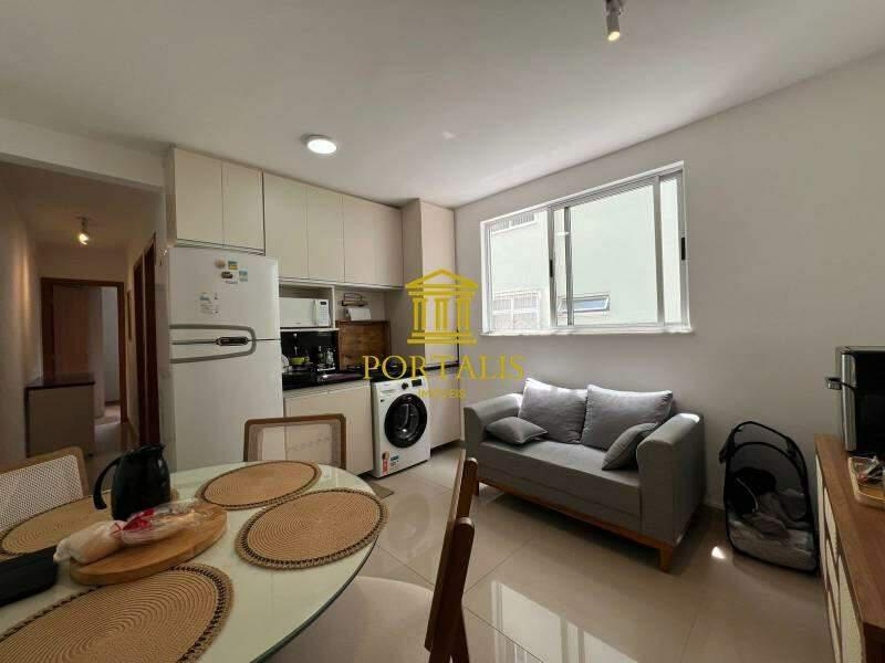 Apartamento, Sagrada Família, 2 Quartos, 1 Vaga