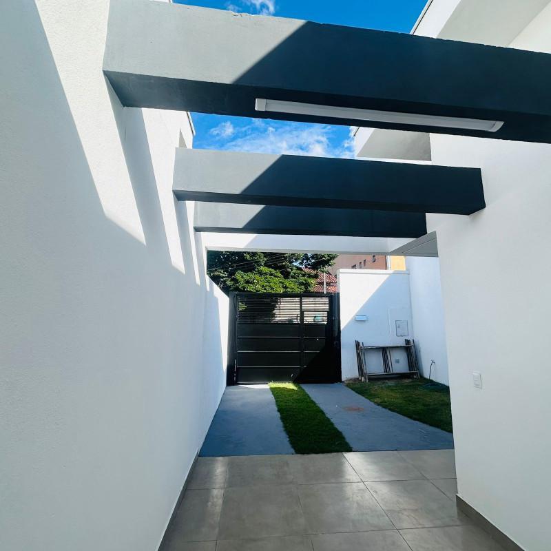 Casa, Promissão II, 3 Quartos, 2 Vagas, 1 Suíte