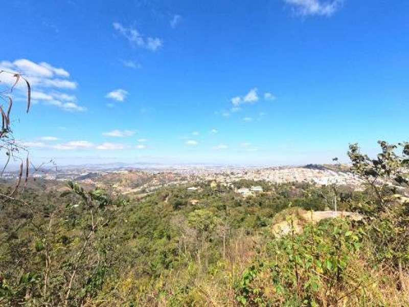 Lote, Centro, 0 Quarto, 0 Vaga
