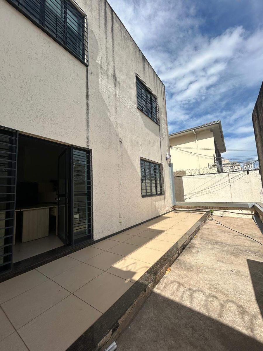 Casa Comercial, Nova Suíssa, 8 Quartos, 10 Vagas