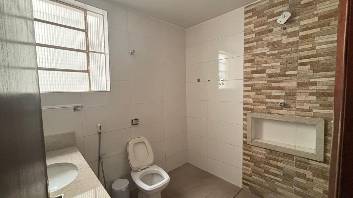 Apartamento, Centro, 4 Quartos, 0 Vaga, 1 Suíte