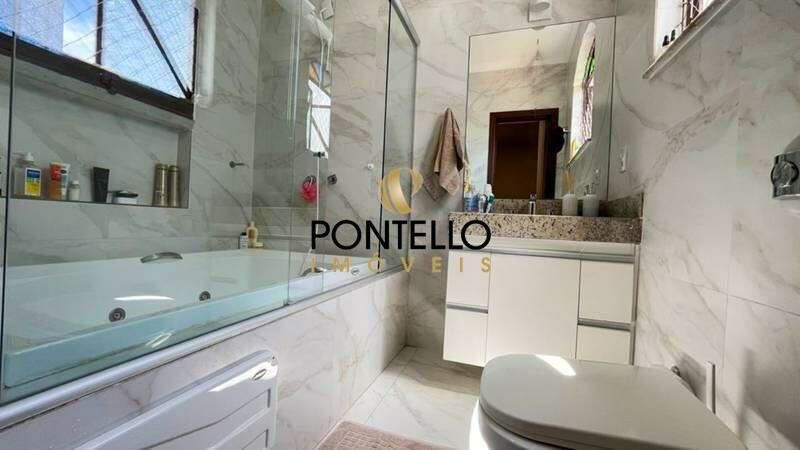 Casa, Alto Barroca, 5 Quartos, 2 Vagas, 2 Suítes