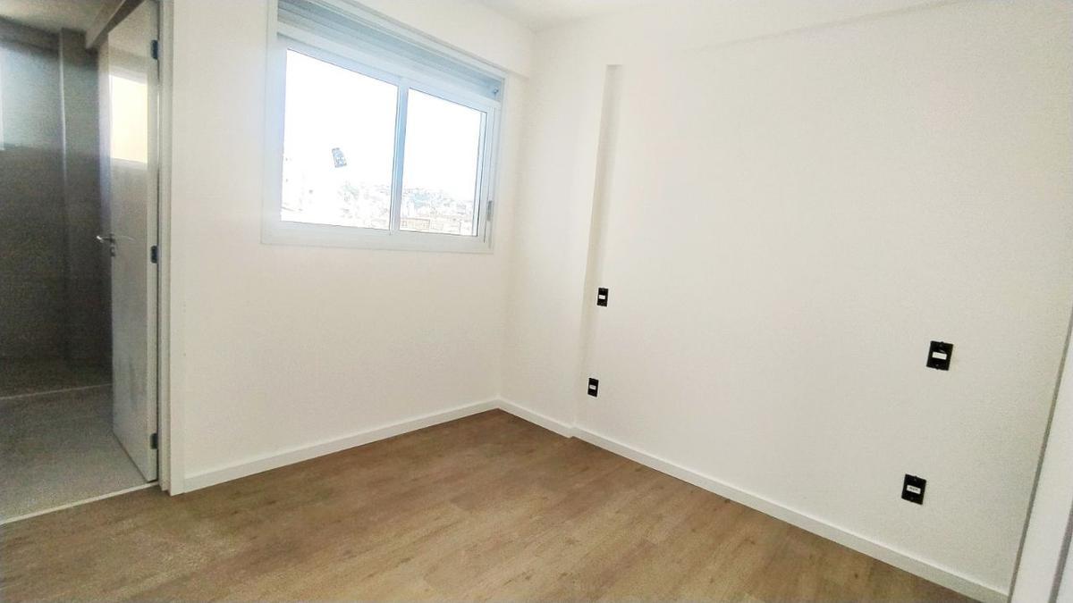 Apartamento, Vila Paris, 2 Quartos, 2 Vagas, 2 Suítes