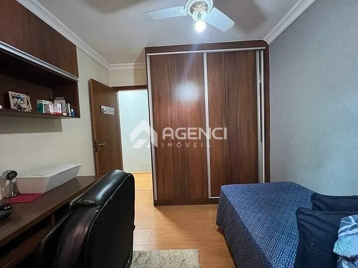 Casa, Cabral, 3 Quartos, 0 Vaga, 0 Suíte