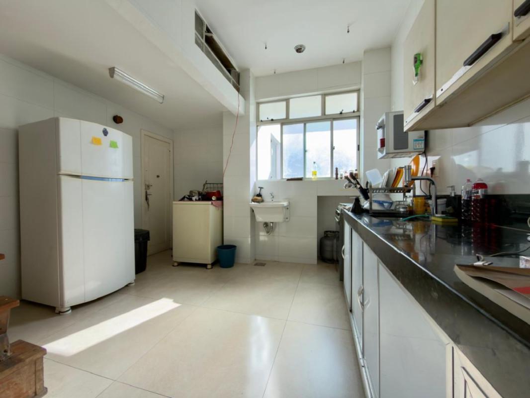 Apartamento, Centro, 3 Quartos, 0 Vaga, 1 Suíte