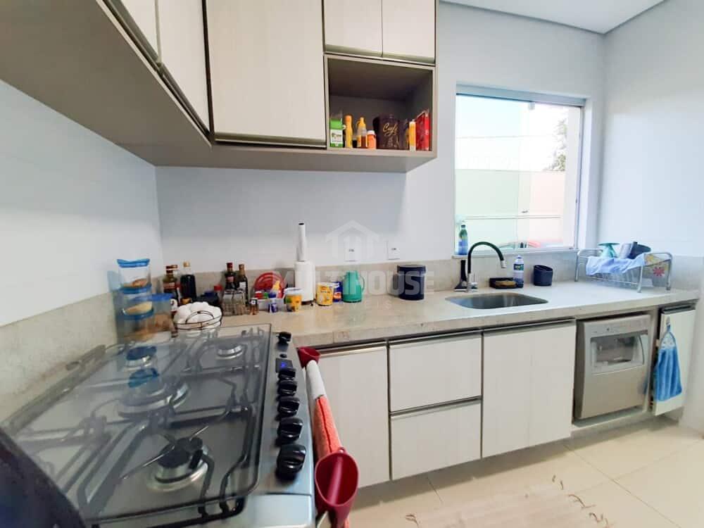 Casa, Trevo, 3 Quartos, 0 Vaga, 1 Suíte