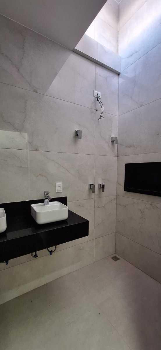 Casa, Nova Floresta, 4 Quartos, 2 Vagas, 2 Suítes