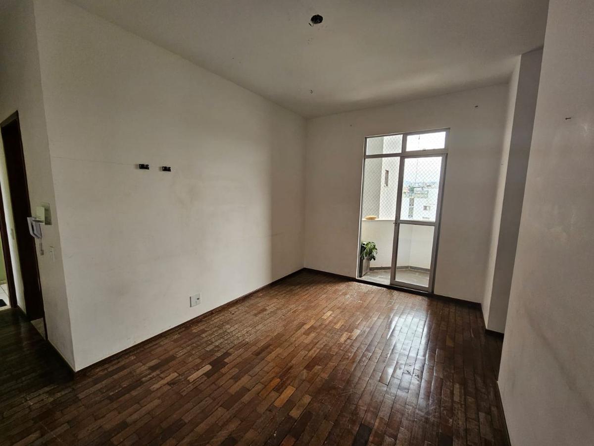 Apartamento, Santa Cruz, 2 Quartos, 1 Vaga