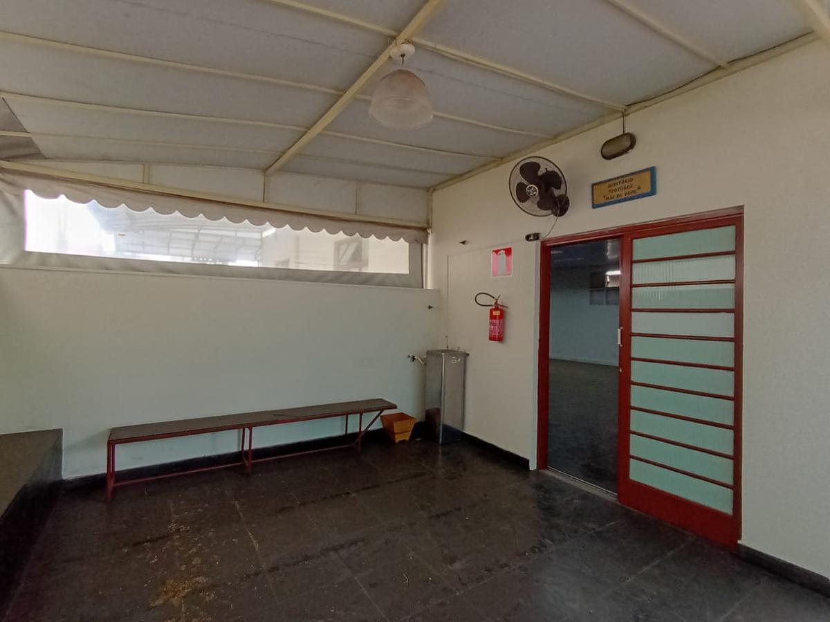 Casa Comercial, Liberdade, 0 Quarto, 0 Vaga