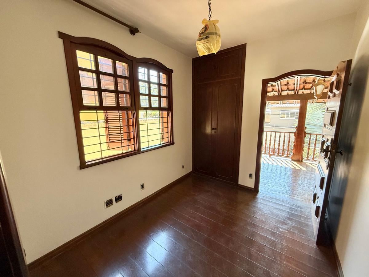 Casa, São José, 4 Quartos, 1 Vaga, 2 Suítes